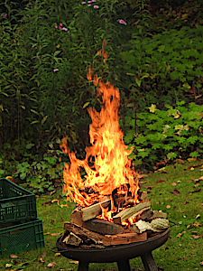 Das Michaelifeuer ist entzündet