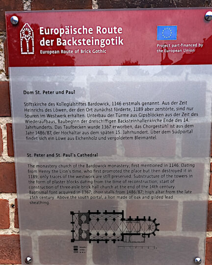 Informationstafel am Dom