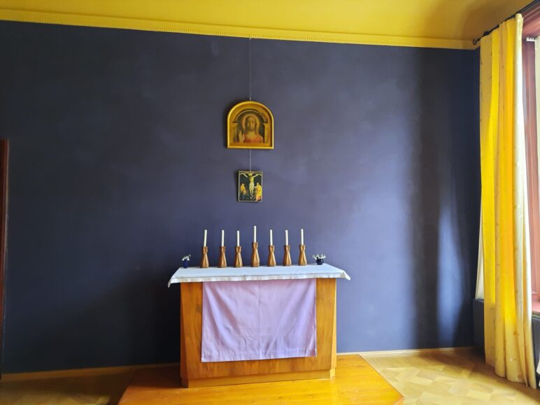 Große Saal in der Villa Novalis als Weiheraum